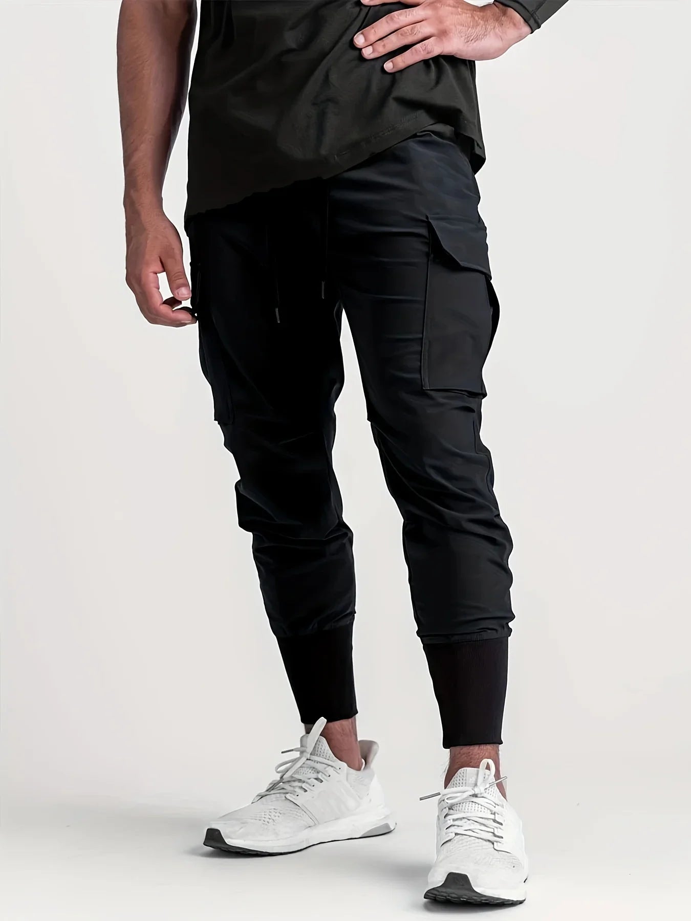 Swift™️ - Lightweight Quick-Dry Cropped Fitness Pants with Multi-Pockets for Men